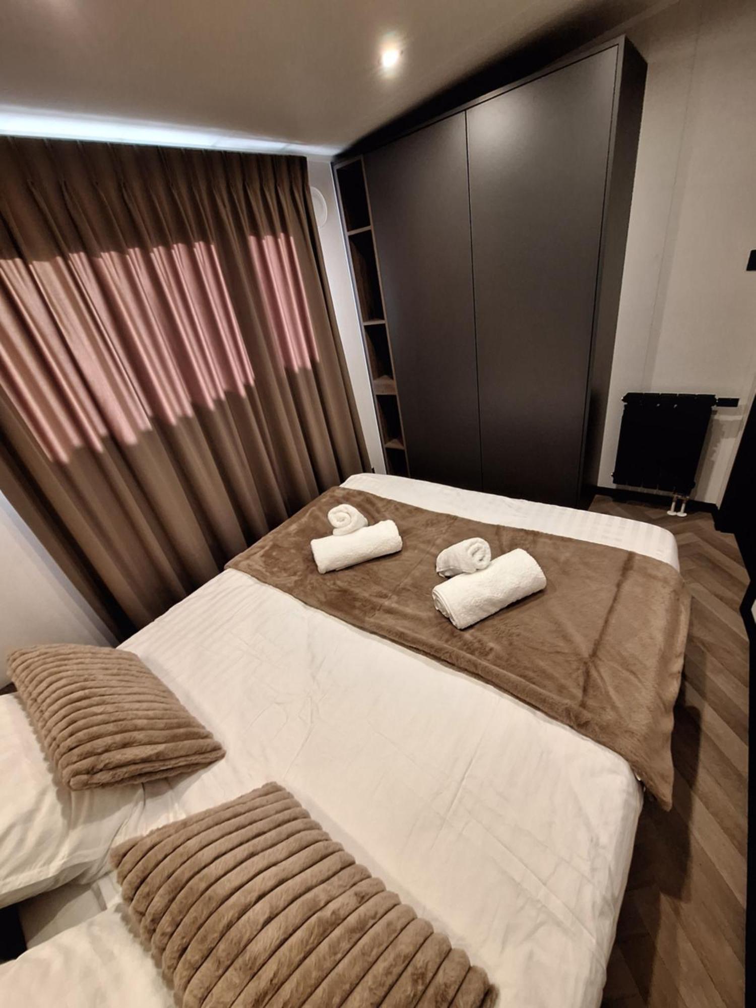 'Relax Lodge Sea' - Wellness Lodge In Zeeland - Private Sauna - Airco - Garden - Outdoor Swimming Pool - Free Wifi, Towels & Bed Linen Heinkenszand Exteriér fotografie